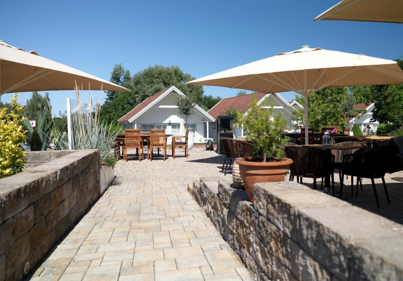 Ferienhaus Fuer 8 Personen Mit Kamin & Terrasse Boltenhagen  Ngoại thất bức ảnh