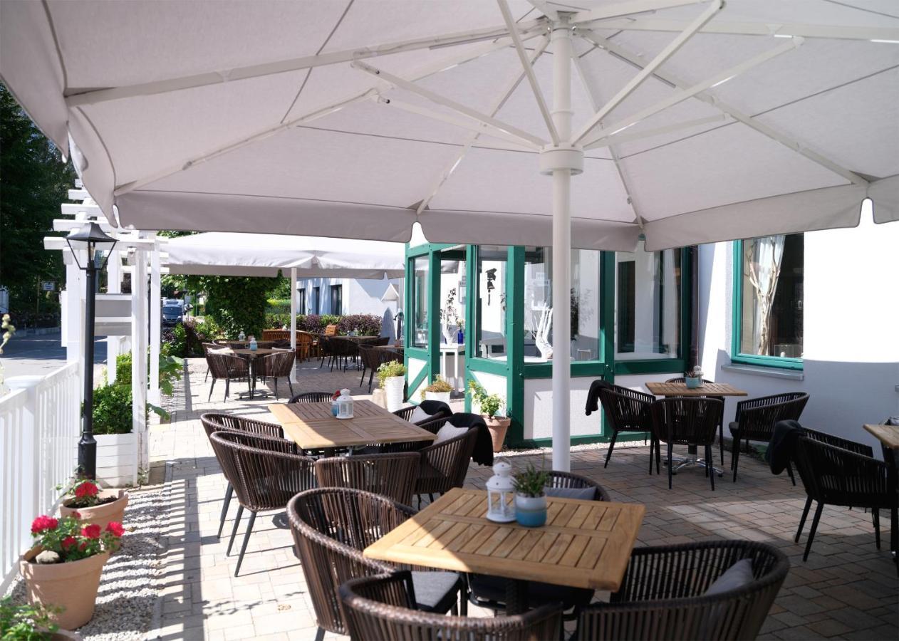 Ferienhaus Fuer 8 Personen Mit Kamin & Terrasse Boltenhagen  Ngoại thất bức ảnh